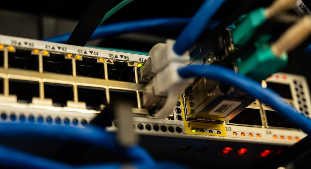 5 Signs That You Need A New Router