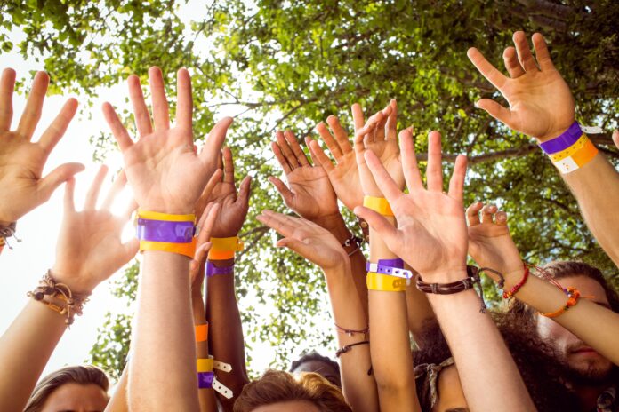 wristband events Complete Guide To Choosing Wristbands For Your Event
